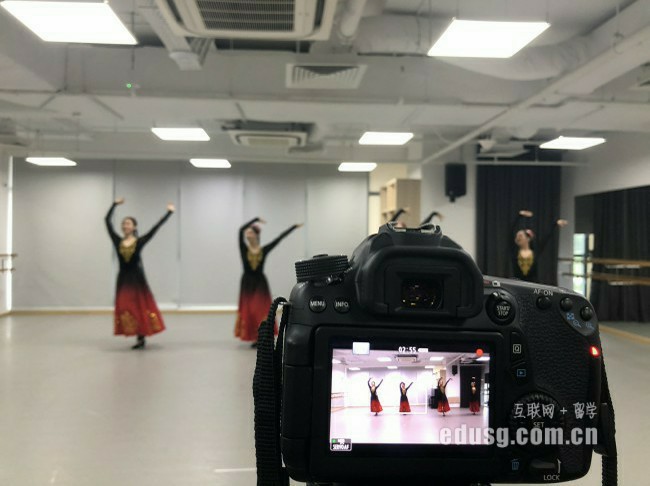 �������¿���ά�����Ǵ�ѧ