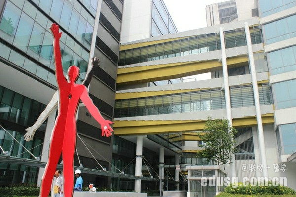 高二转新加坡考大学