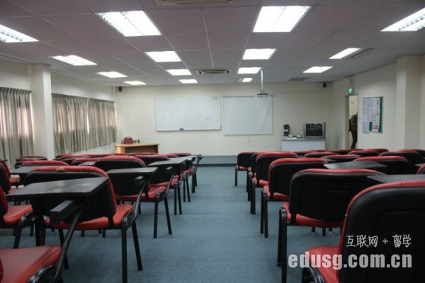 留学新加坡要考英语吗