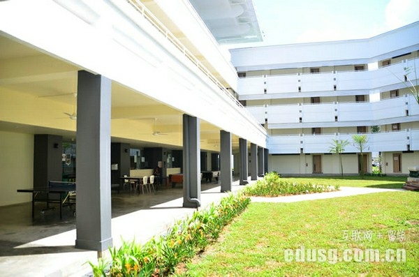 ȥ�¼���ѧʲôרҵ��