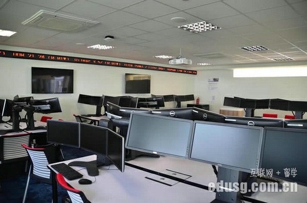 ȥ�¼�����ѧ����ҪӢ����