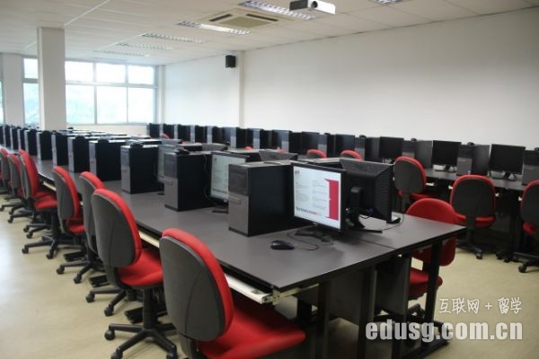 �¼��¶�����רҵѧ��