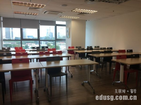 �¼��´�ѧ�赸רҵ