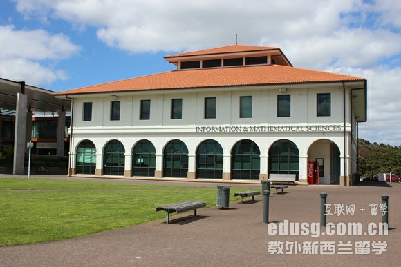 ÷����ѧ�о������רҵУ��