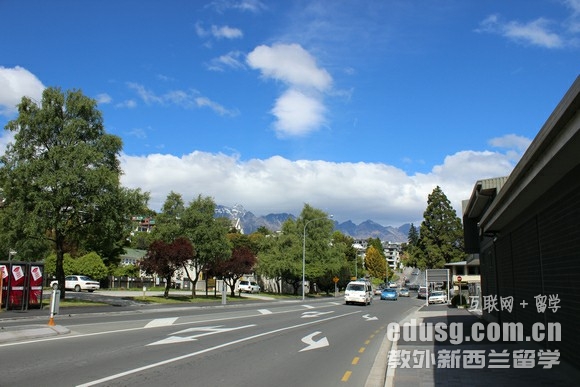 �������ĸ�רҵ�ö�