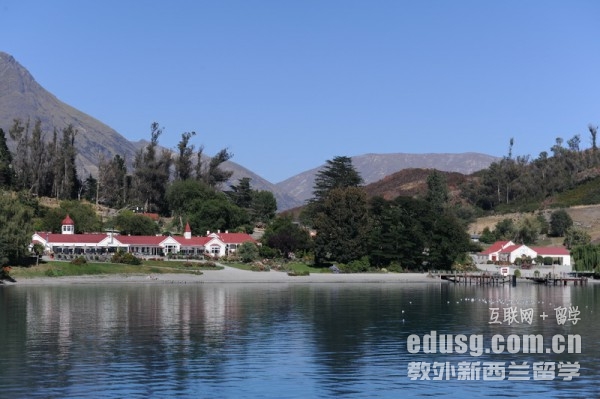 ���������İ���������ѧ