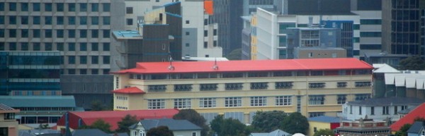 �������{���Ů�Ӹ���