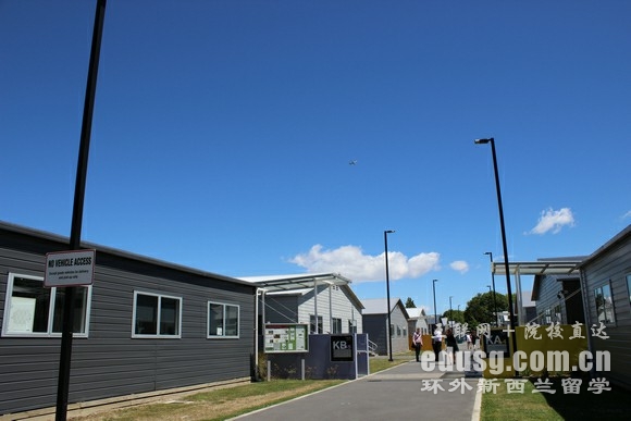 坎特伯雷大学飞行学院