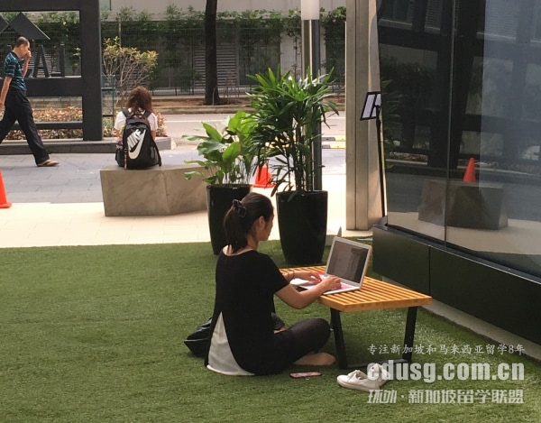 �¼���������ѧԺ˶ʿ