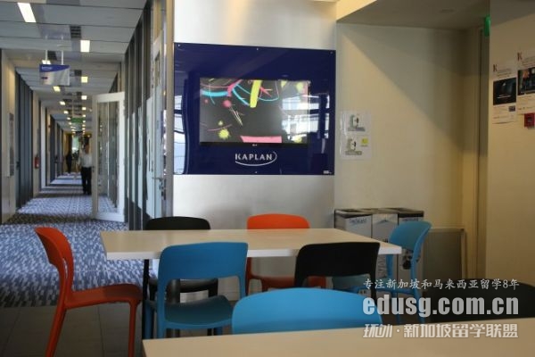 ���¼��¶�Сѧ