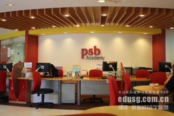 �¼�����ЩѧУ�в������רҵ