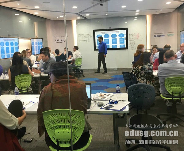 �¼�����ЩѧУ�в������רҵ