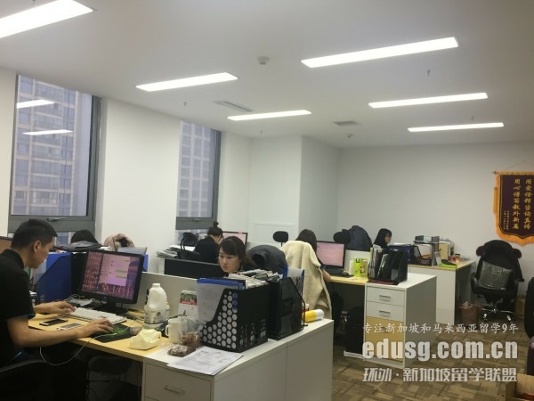 �¼�����ѧ�ļҺ�