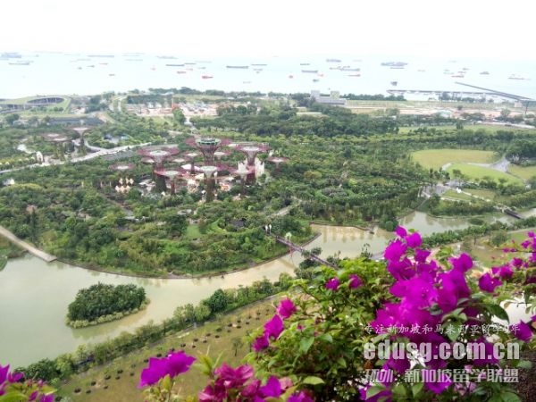 �¼���˽��ѧУ������ѧѧ���Ͽ���