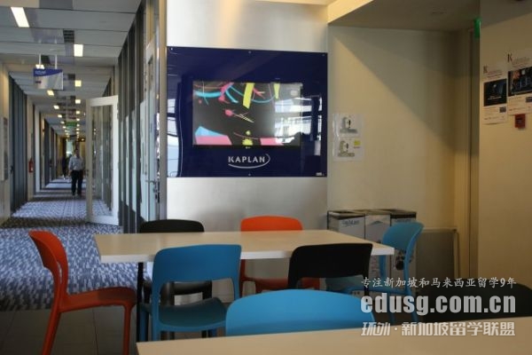 �¼��¿���bugis���ĸ�У��