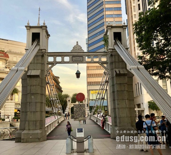 新加坡统计学学费