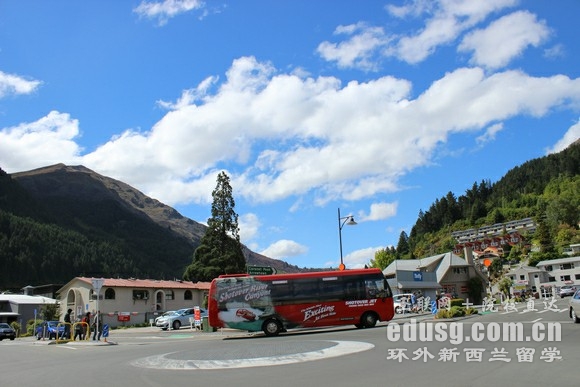 ����������רҵ��ѧѧ��