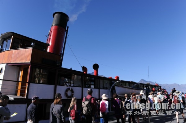 ȥ��������ѧһ�������Ǯ